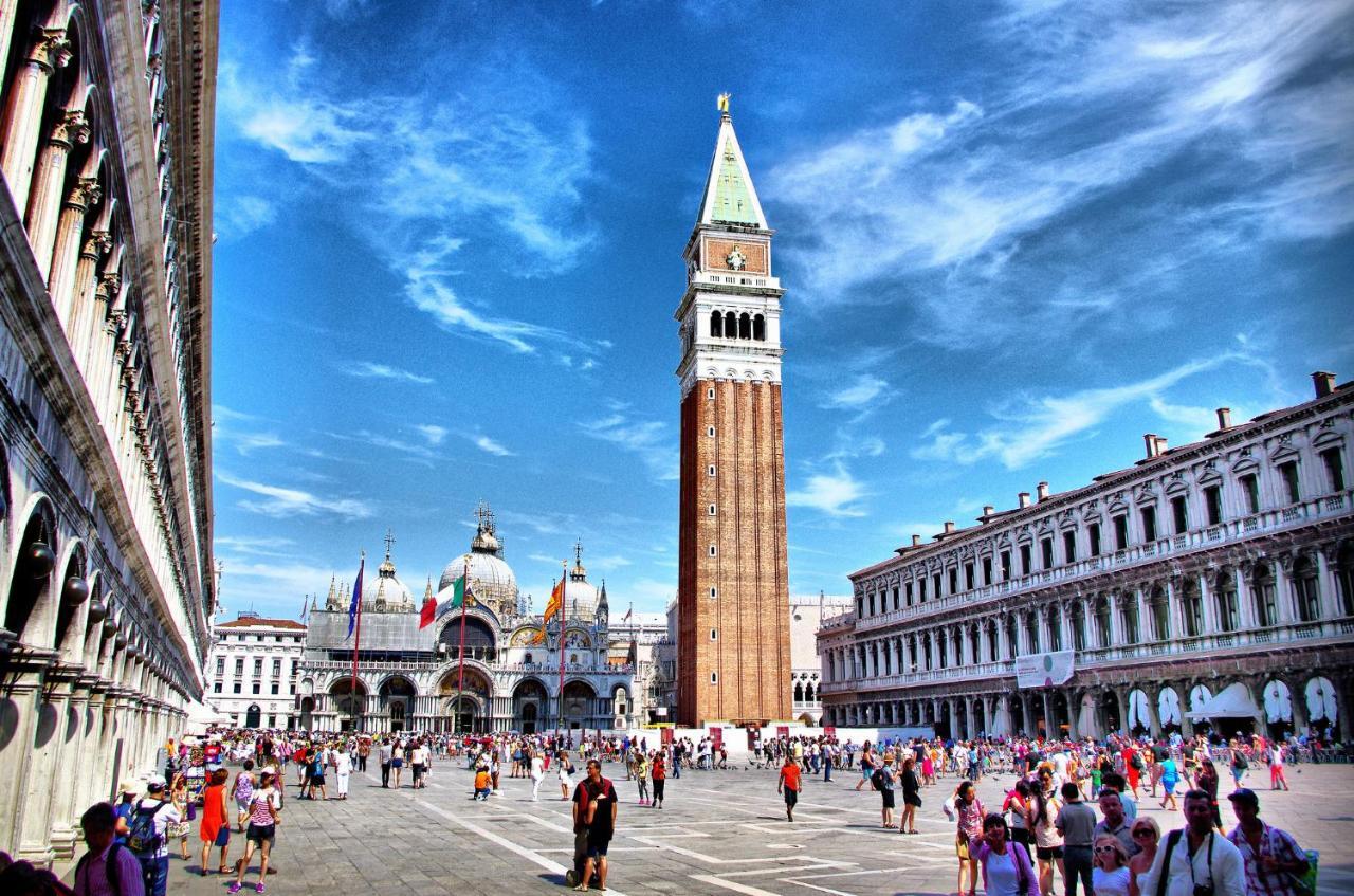 A Casa Tua Dietro Piazza San Marco Casa vacanze *